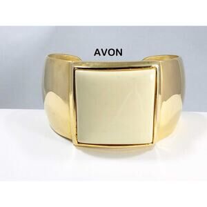 Avon Gold Tone Cuff Bracelet Cream Lucite Square Vintage 1980s Jewelry